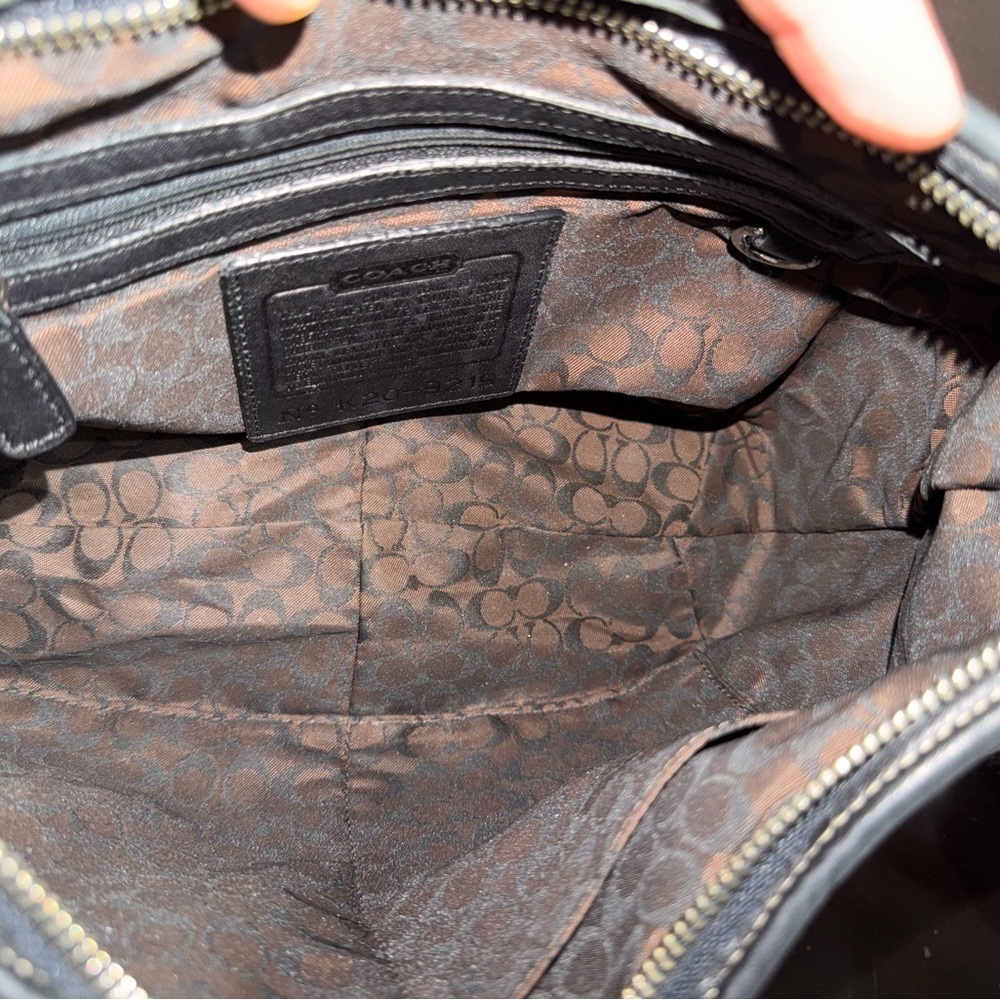 Vintage Coach Black Leather Hobo Bag with Silver Accent✨Priced to sell! - Picture 7 of 13